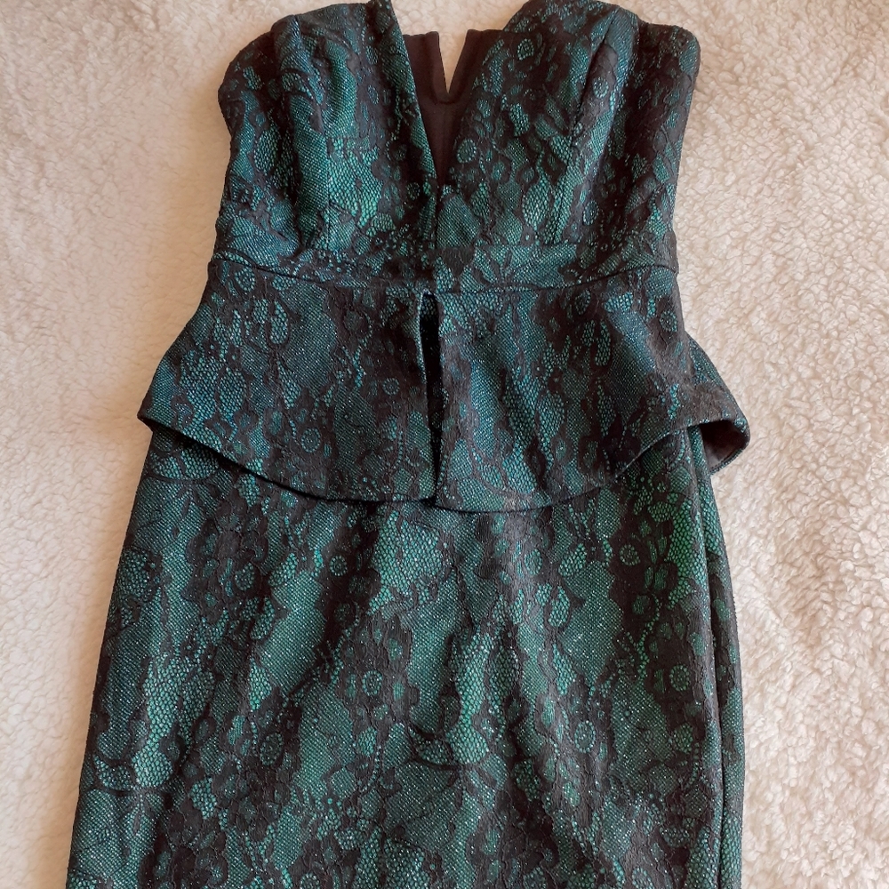 Dess - Picture 2 of 2